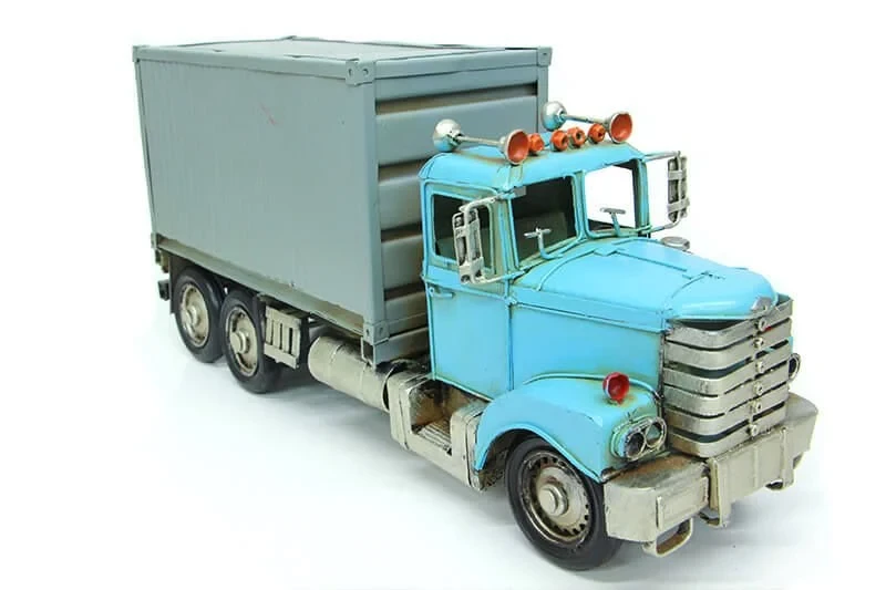 El Yapımı Metal Tır